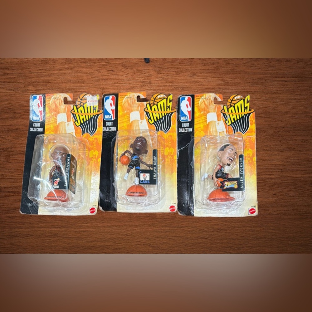MATTEL NBA JAMS COURT COLLECTION BUNDLEOF 3FIGURES NEW SEALED MINOR IDENTENTIONS